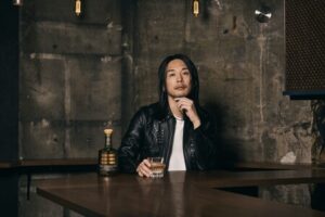 サントリー株式会社のプレミアムテキーラ「テキーラトレスジェネレーション」ブランドアンバサダーに「ＨＥＹ-ＳＭＩＴＨ」猪狩秀平さんが就任！